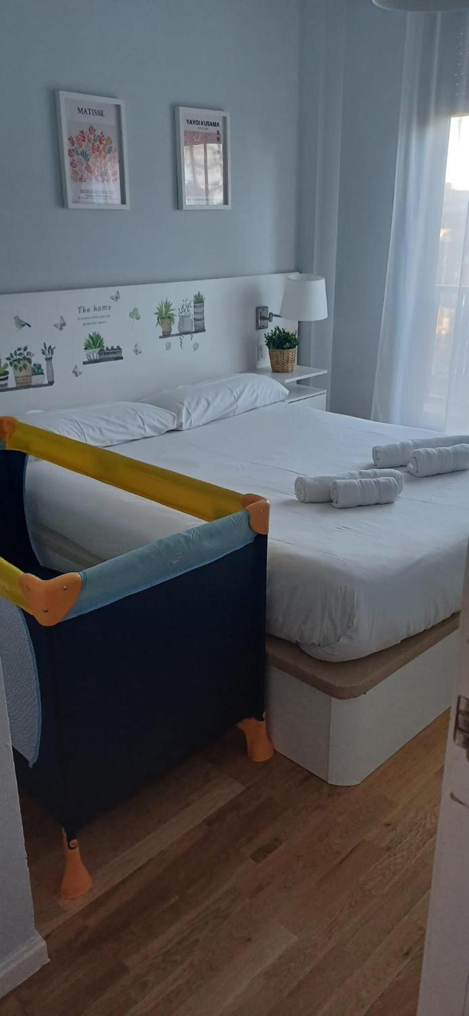 Airport Plenilunio By Bebalmy Apartamento Madri
